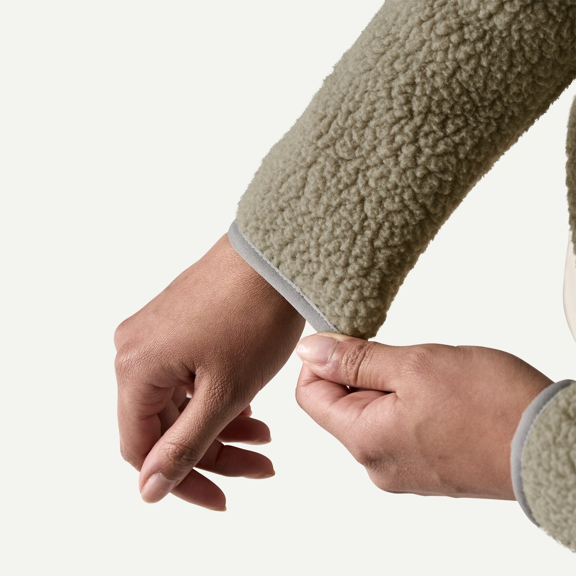 Women's Retro Pile Fleece Marsupial Pullover