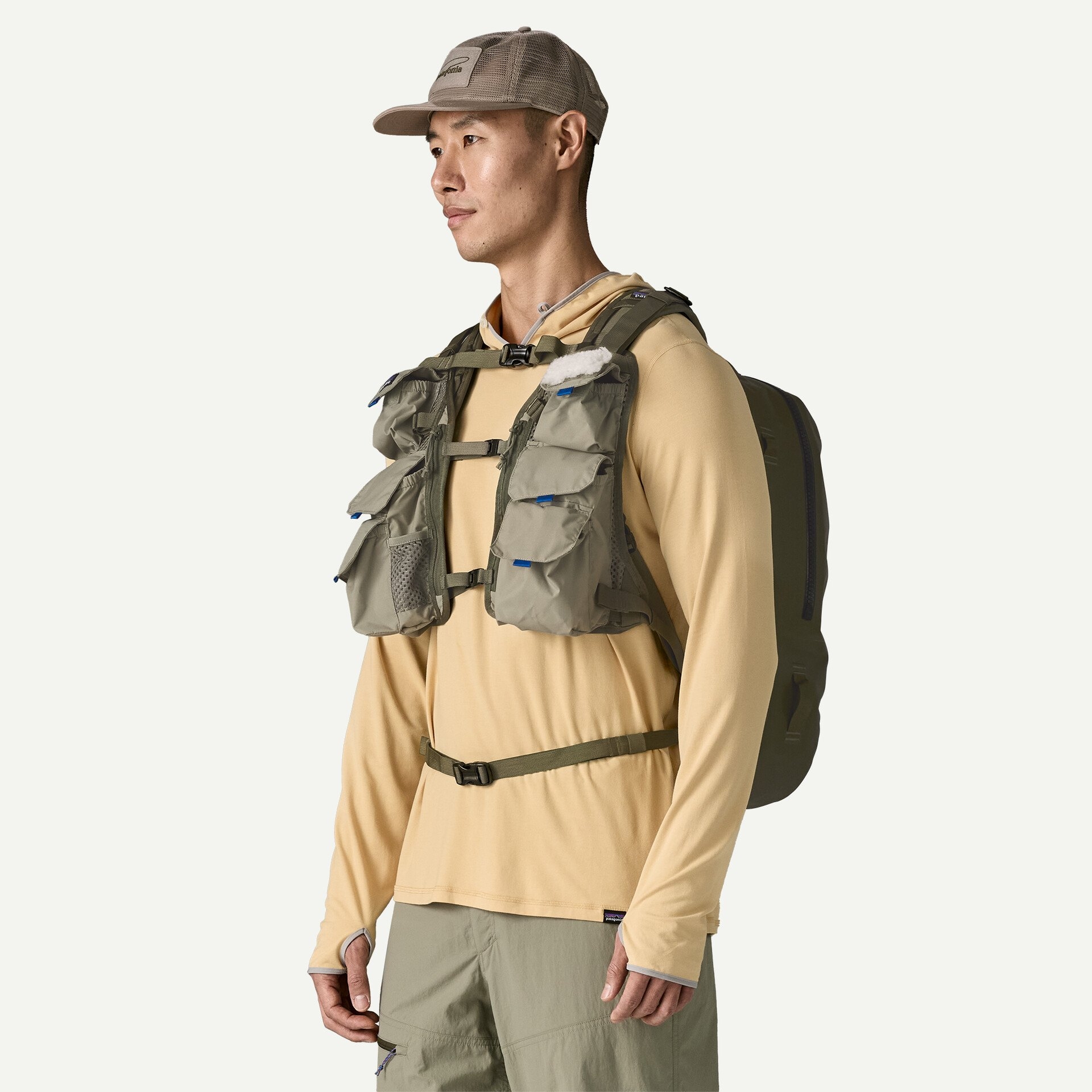 Stealth Convertible Fishing Vest