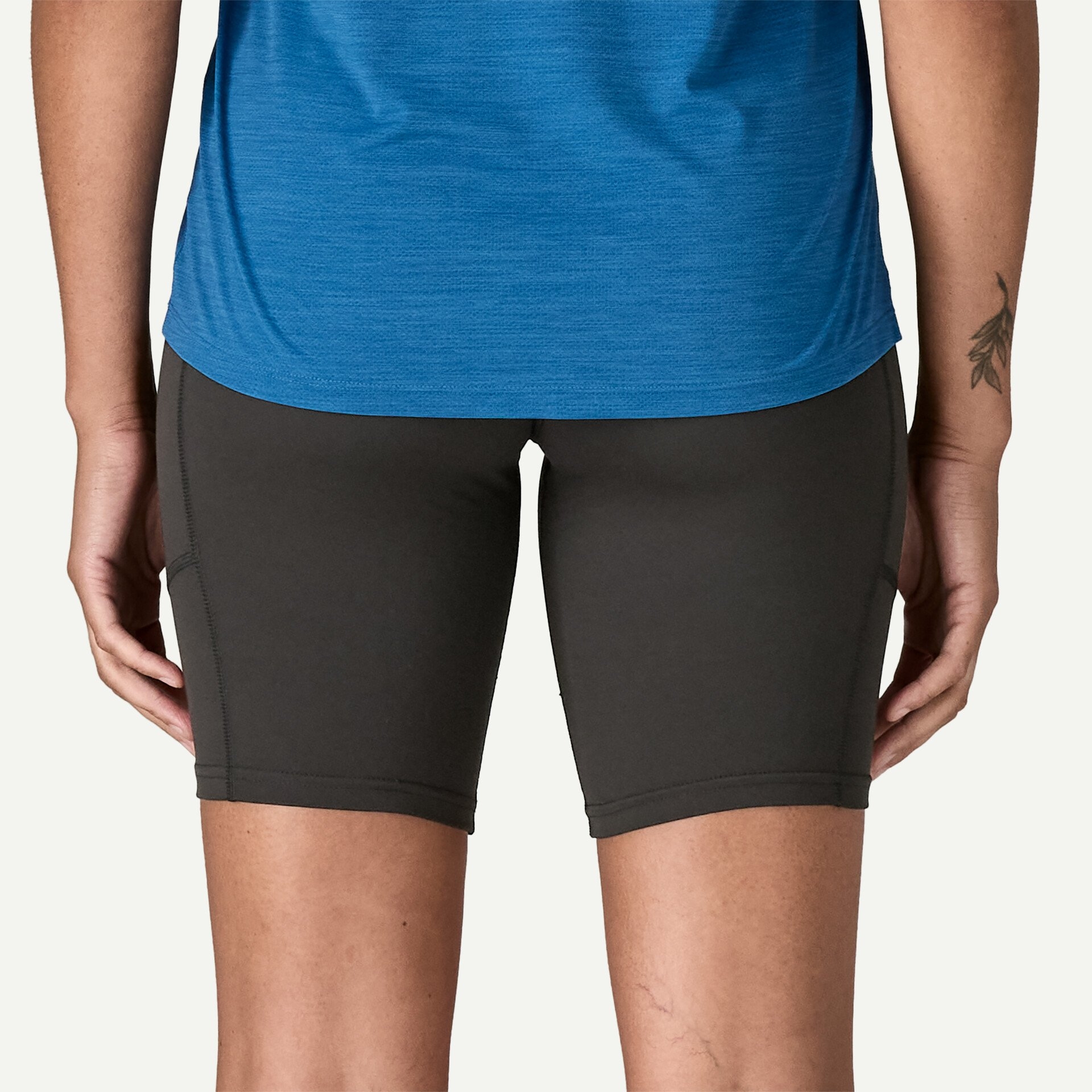 Women's Maipo Shorts - 8"