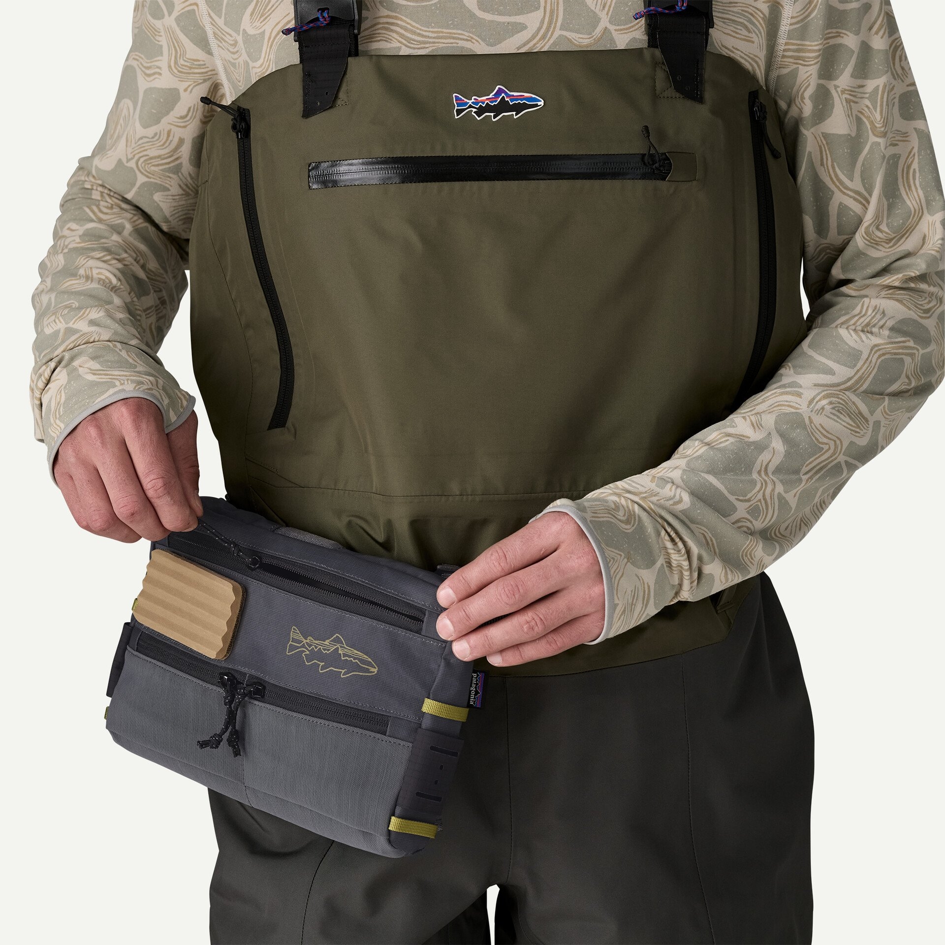 Stealth Switch Fishing Pack 3L