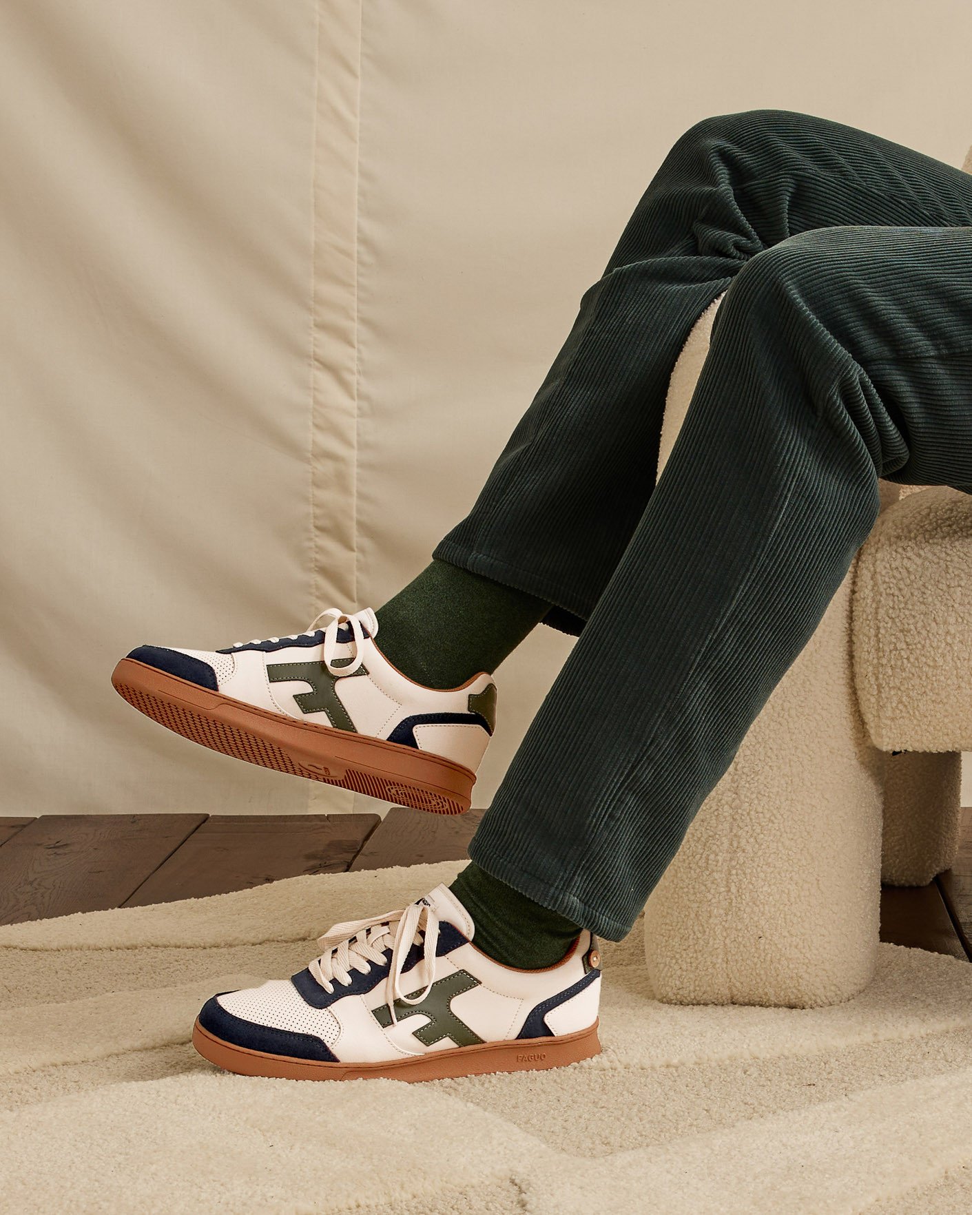 Baskets écrues & bleu marine cuir - HAZEL