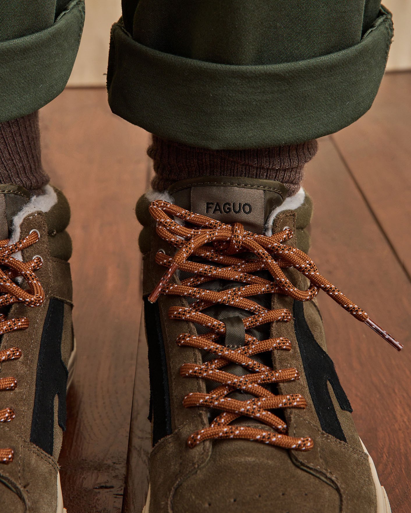 Baskets montantes kaki suède - WALNUT MID