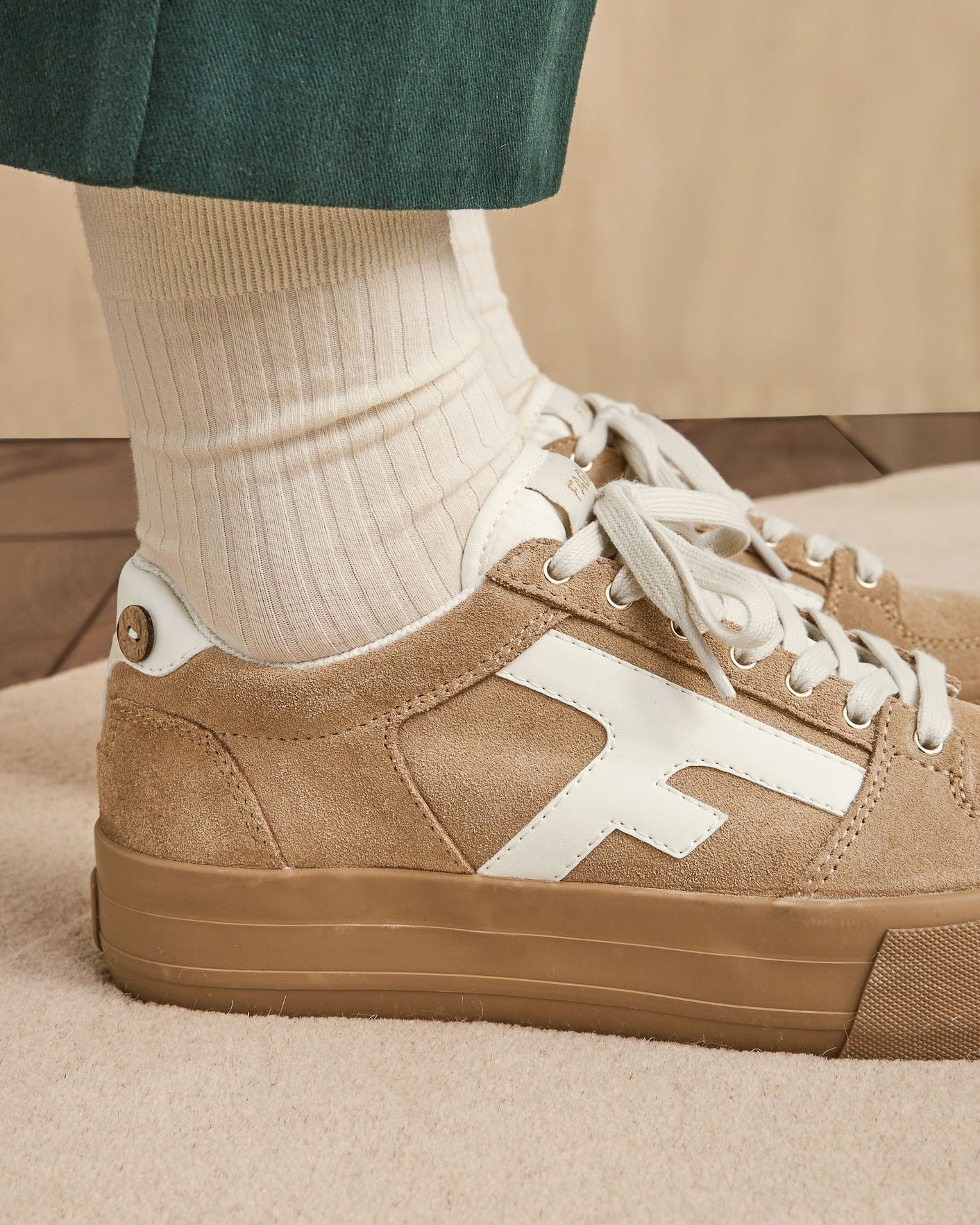 Baskets sable suède - WALNUT PLATFORM