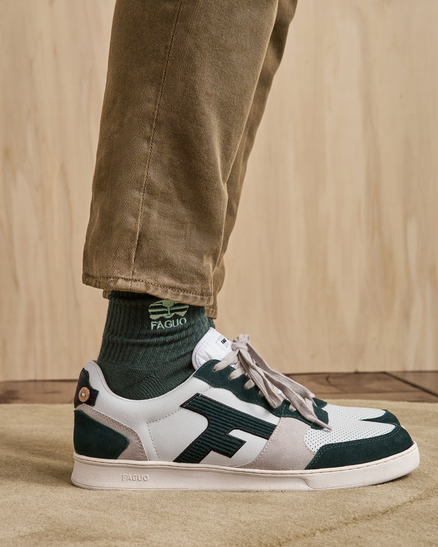 Baskets blanche & vert foncé cuir & suède - HAZEL