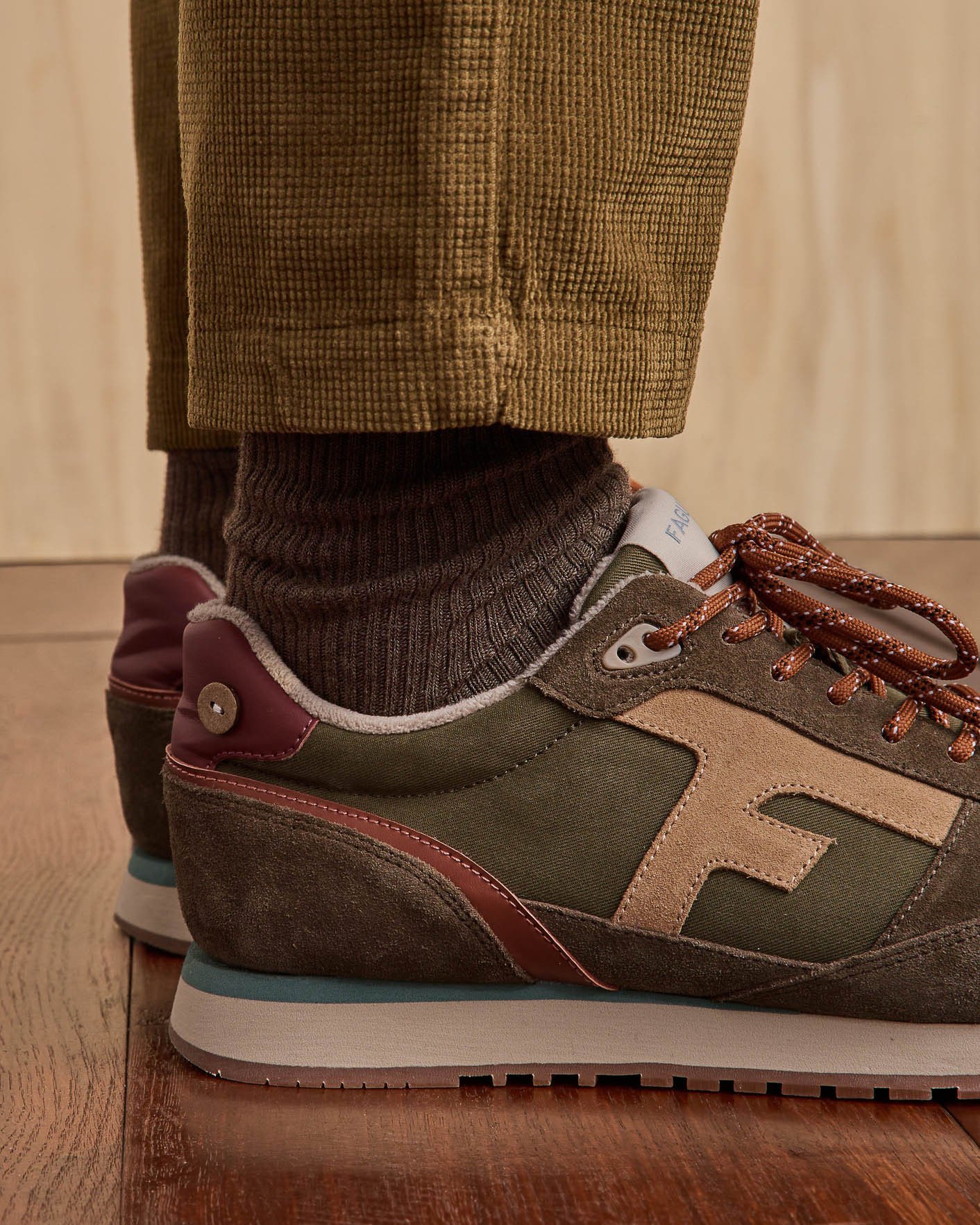 Baskets kaki & beige cuir - ELM