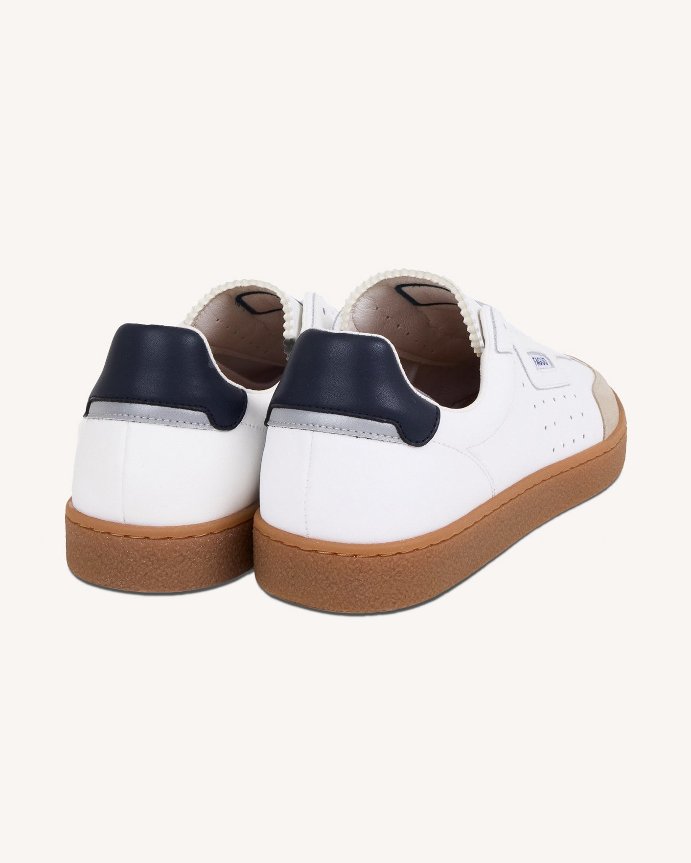 Baskets blanche & bleu foncé cuir & suède - LUMBO