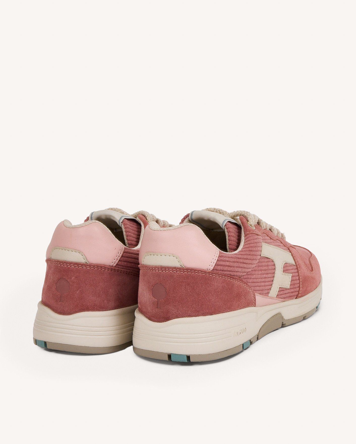 Baskets en velours roses suède - OLIVE