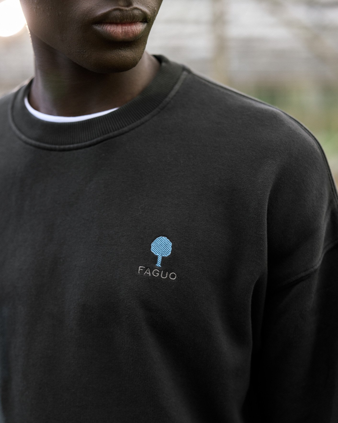 Sweat col oversize rond noir - FANGO