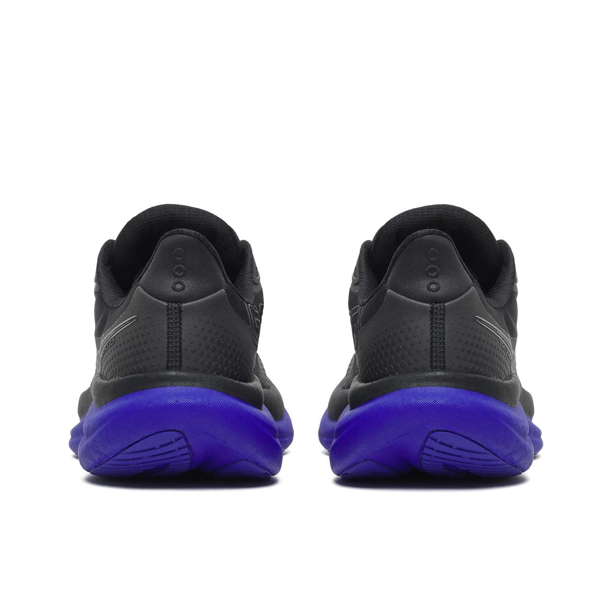 Homme Triumph 23 GTX